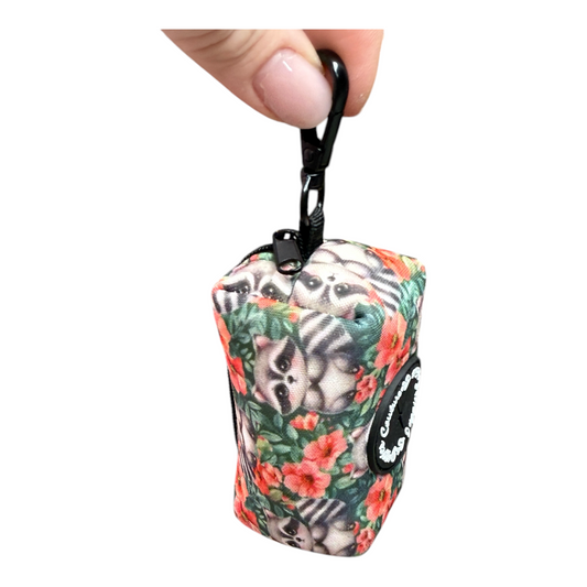 Raccoon Blossom Kotbeutelspender