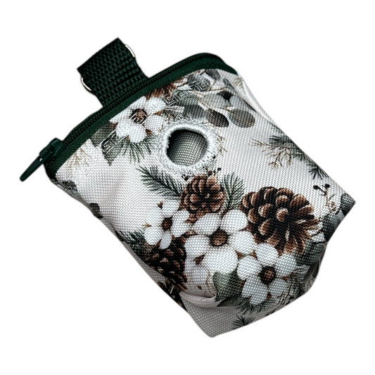 Santa‘s Woodland dream Kotbeutelspender