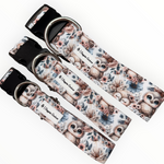 Hundehalsband aus der Doggies Couture Kollektion „Owls in Bloom“ mit niedlichen Eulen und floralen Blüten in Rosa, Creme und Blau. Handgefertigtes Halsband mit D-Ring, frostsicherem Klickverschluss und individuell wählbarer Breite für einen stilvollen Look.