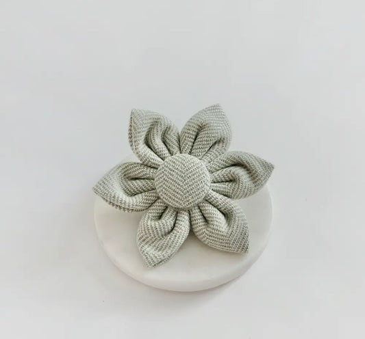 Cocopup Halsband und Brustgeschirrblume Tweed salbei - doggiescouture.at