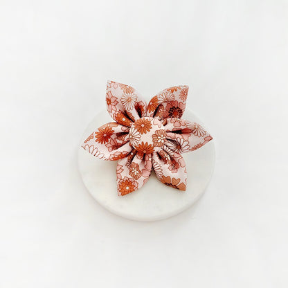 Groovy Florals Halsband Flower - doggiescouture.at