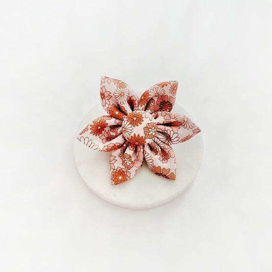 Groovy Florals Halsband Flower - doggiescouture.at