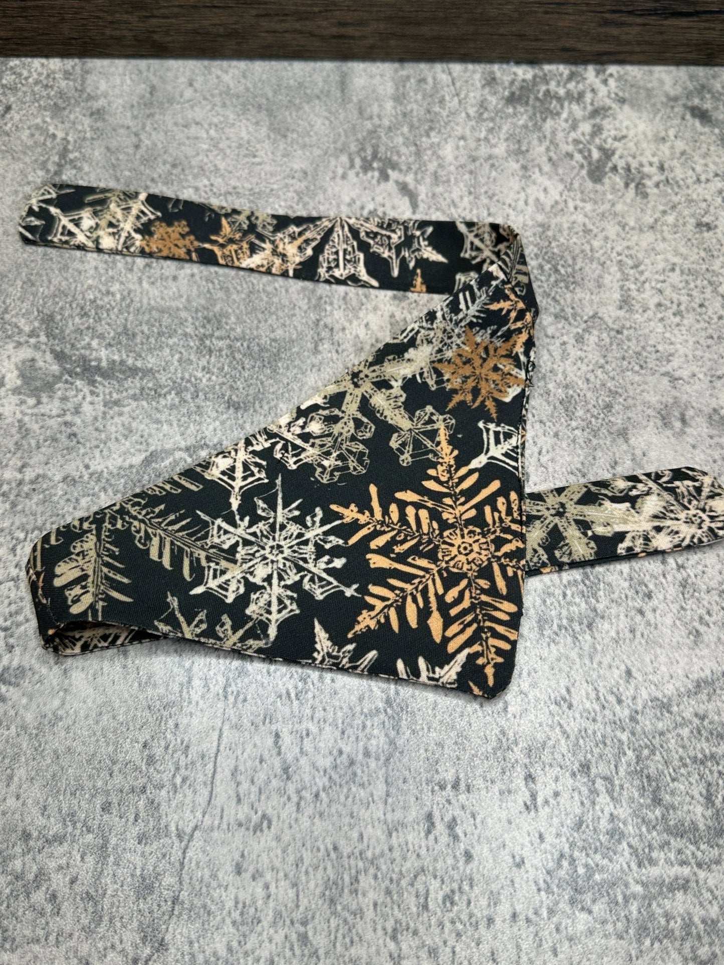 Halstuch Golden Snowflake - doggiescouture.at